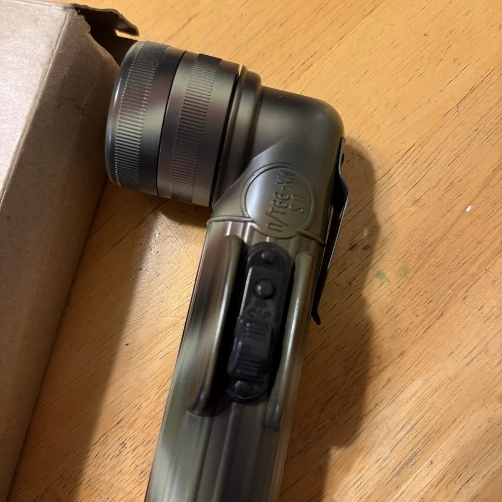 US Army USGI GT MX-991/U Camouflage Flashlight Right Angle 9